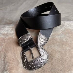 ZARA Silver and Black Heavy Metal Western Cowboy Floral Large Belt Buckle - 90